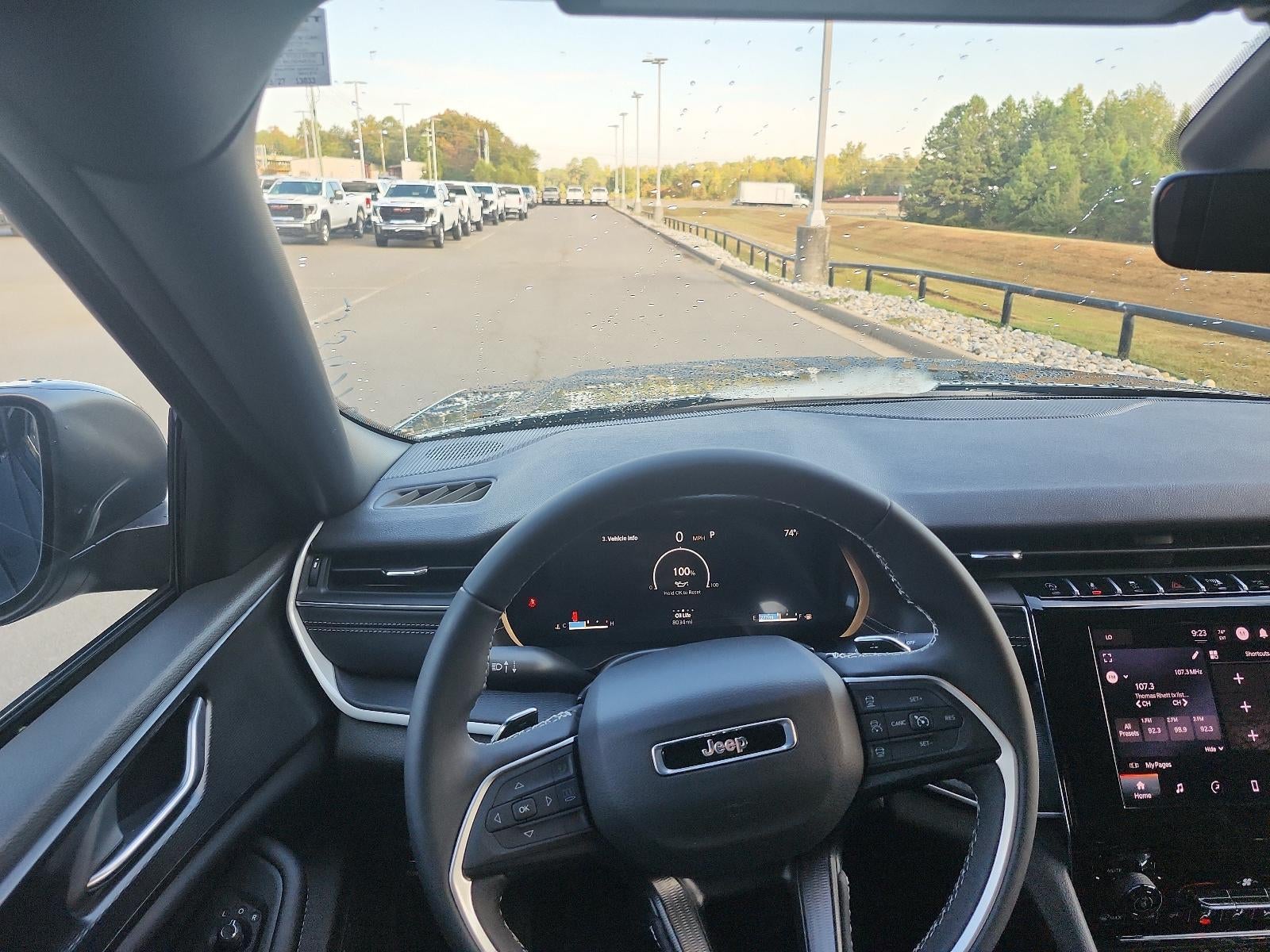 2026 Jeep Grand Cherokee Laredo