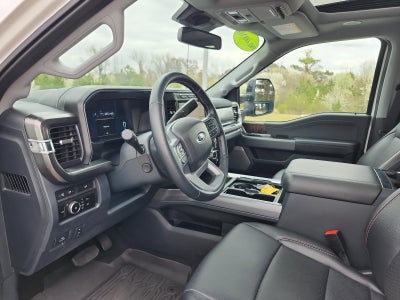 2024 Ford Super Duty F-350 DRW LARIAT