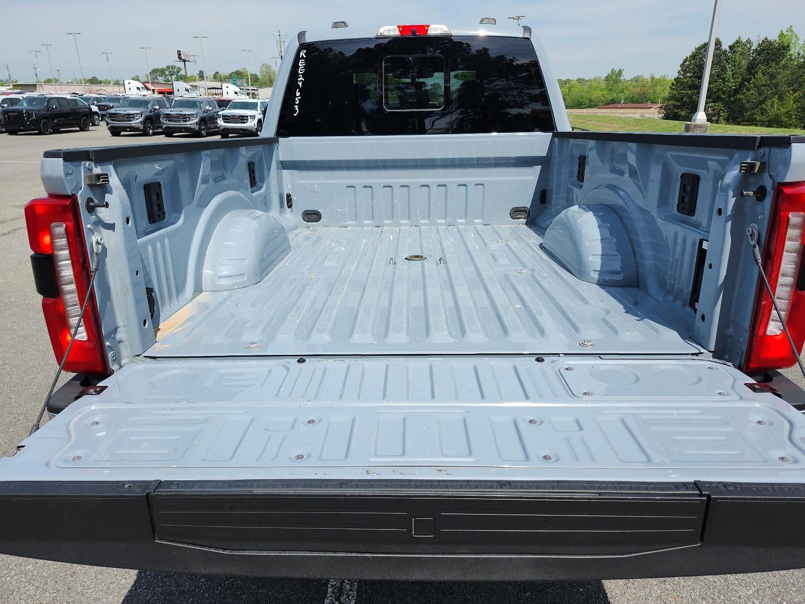 2024 Ford Super Duty F-350 SRW LARIAT