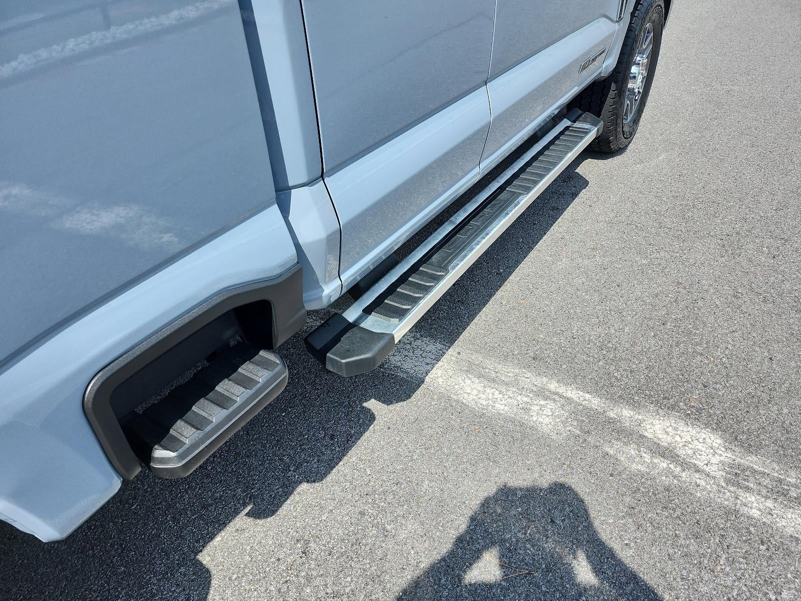 2024 Ford Super Duty F-350 SRW LARIAT