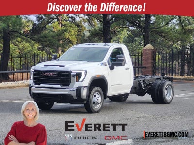 2026 GMC Sierra 3500 HD Chassis Cab 4WD Reg Cab 171" WB, 84.5" CA Pro