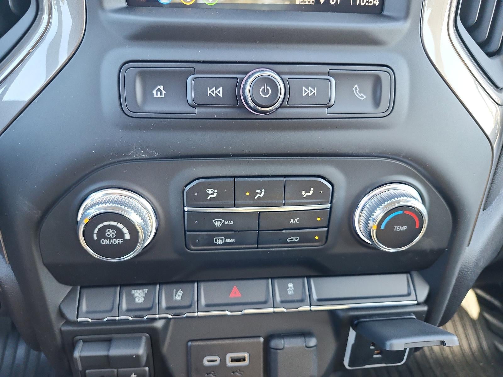 2026 GMC Sierra 3500 HD Chassis Cab 4WD Reg Cab 171" WB, 84.5" CA Pro