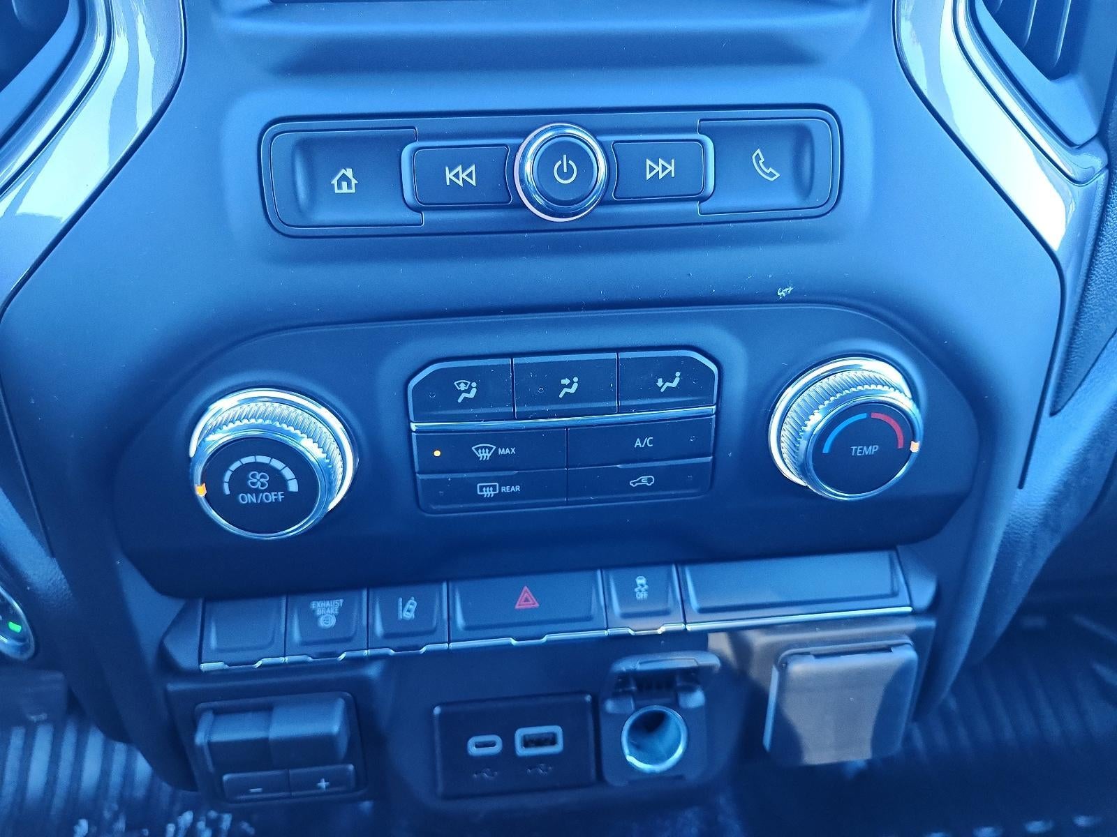 2026 GMC Sierra 3500 HD Chassis Cab 4WD Reg Cab 146" WB, 60" CA Pro