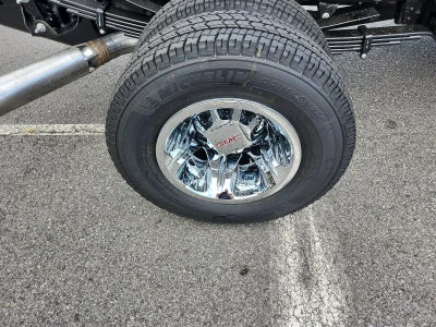 2026 GMC Sierra 3500 HD Chassis Cab 4WD Reg Cab 146" WB, 60" CA SLE