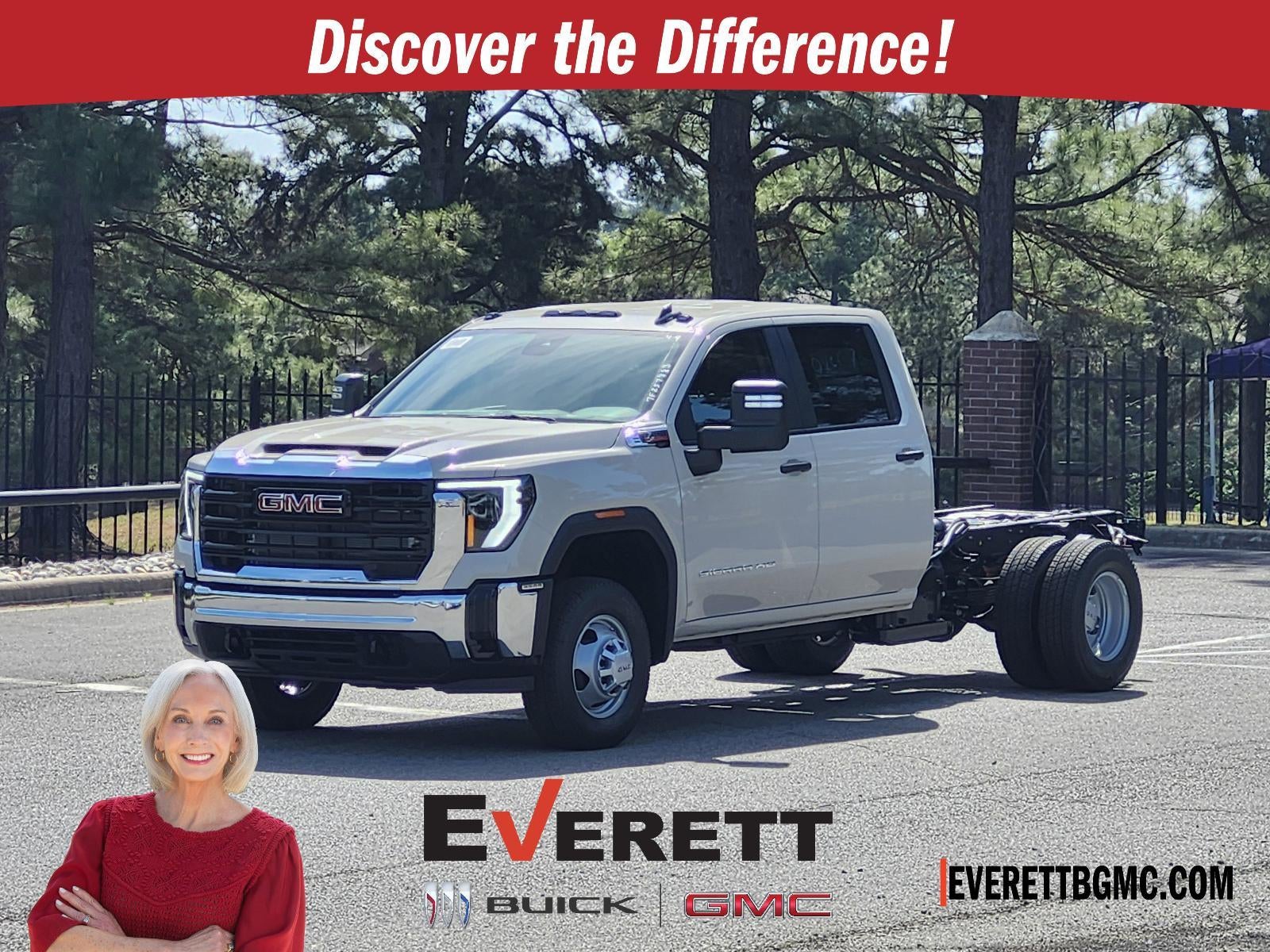 2026 GMC Sierra 3500 HD Chassis Cab 4WD Crew Cab 177" WB, 60" CA Pro