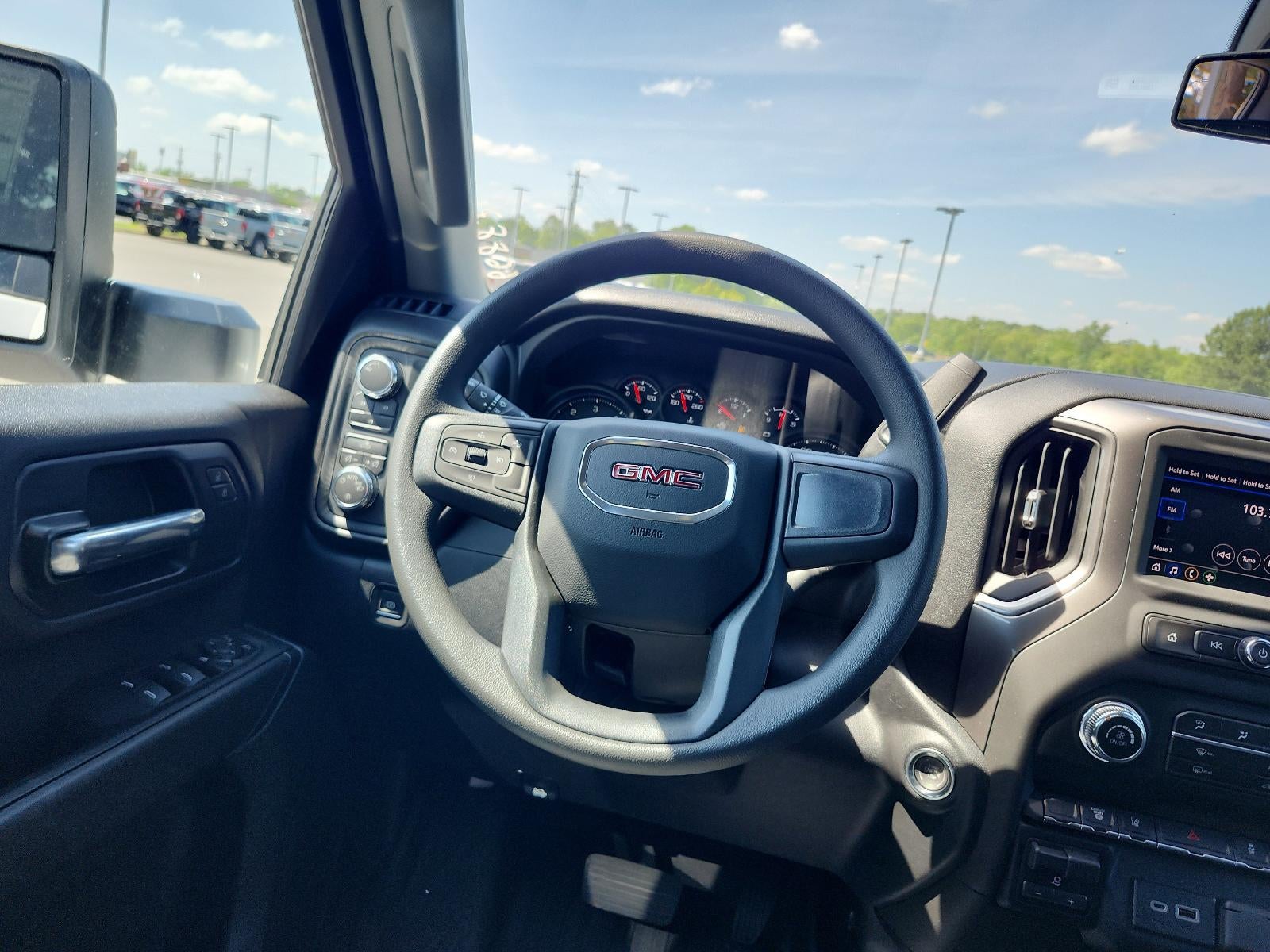 2026 GMC Sierra 3500 HD Chassis Cab 4WD Crew Cab 177" WB, 60" CA Pro