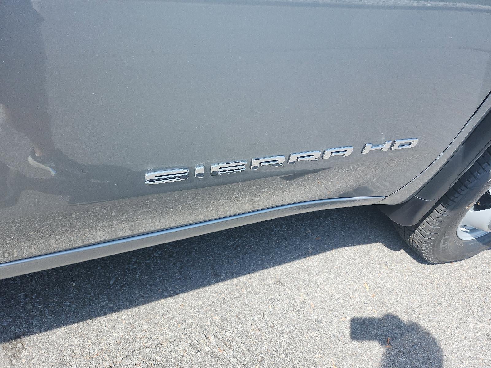 2026 GMC Sierra 3500 HD Chassis Cab 4WD Crew Cab 177" WB, 60" CA Pro