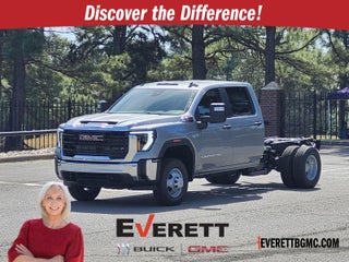 2026 GMC Sierra 3500 HD Chassis Cab 4WD Crew Cab 177" WB, 60" CA Pro
