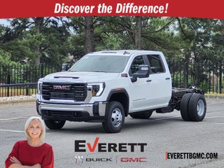 2026 GMC Sierra 3500 HD Chassis Cab 4WD Crew Cab 177" WB, 60" CA Pro