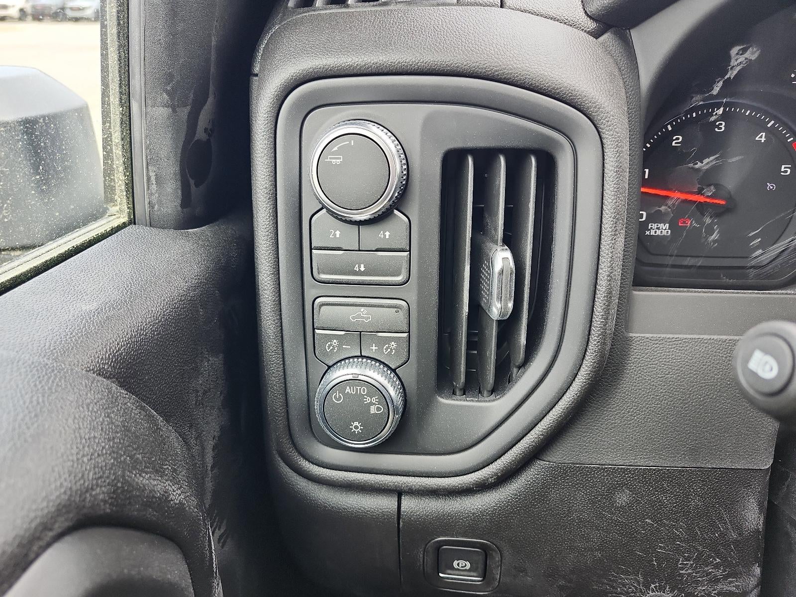 2026 GMC Sierra 3500 HD Chassis Cab 4WD Crew Cab 177" WB, 60" CA Pro