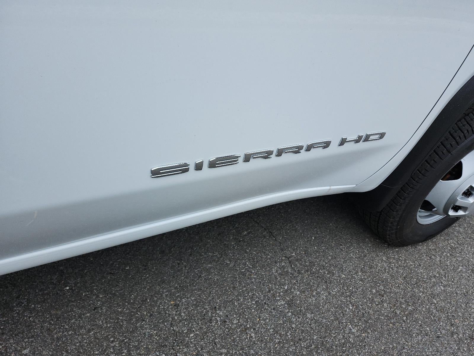 2026 GMC Sierra 3500 HD Chassis Cab 4WD Crew Cab 177" WB, 60" CA Pro