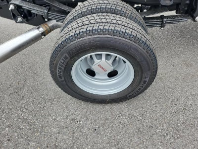 2026 GMC Sierra 3500 HD Chassis Cab 4WD Crew Cab 177" WB, 60" CA Pro