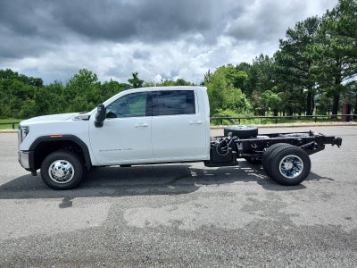 2026 GMC Sierra 3500 HD Chassis Cab 4WD Crew Cab 177" WB, 60" CA SLE