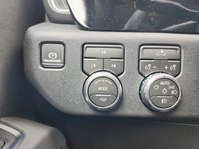 2026 GMC Sierra 3500 HD Chassis Cab 4WD Crew Cab 177" WB, 60" CA SLE