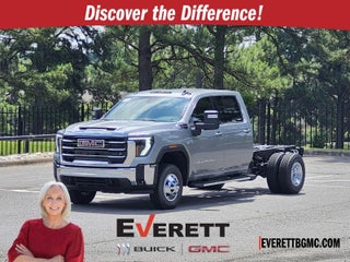 2026 GMC Sierra 3500 HD Chassis Cab 4WD Crew Cab 177" WB, 60" CA SLE