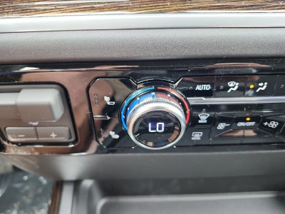 2026 GMC Sierra 3500 HD Chassis Cab 4WD Crew Cab 177" WB, 60" CA SLE