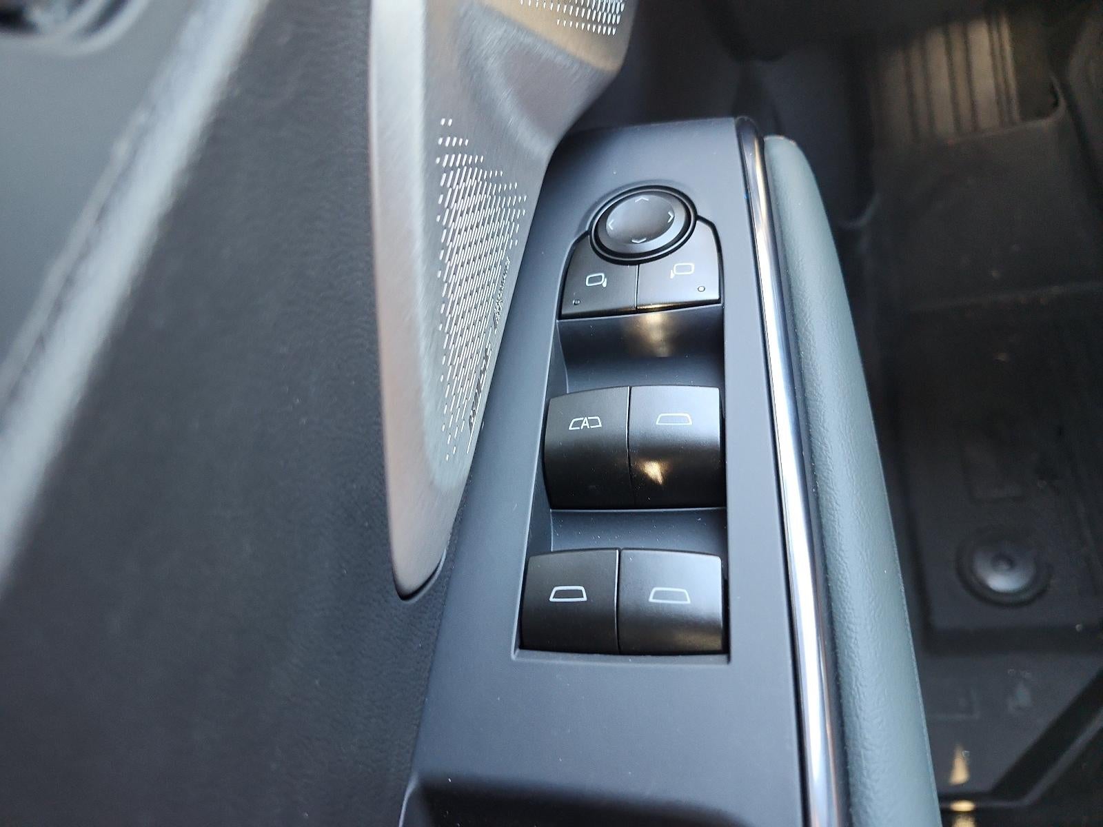 2027 GMC Acadia AWD AT4