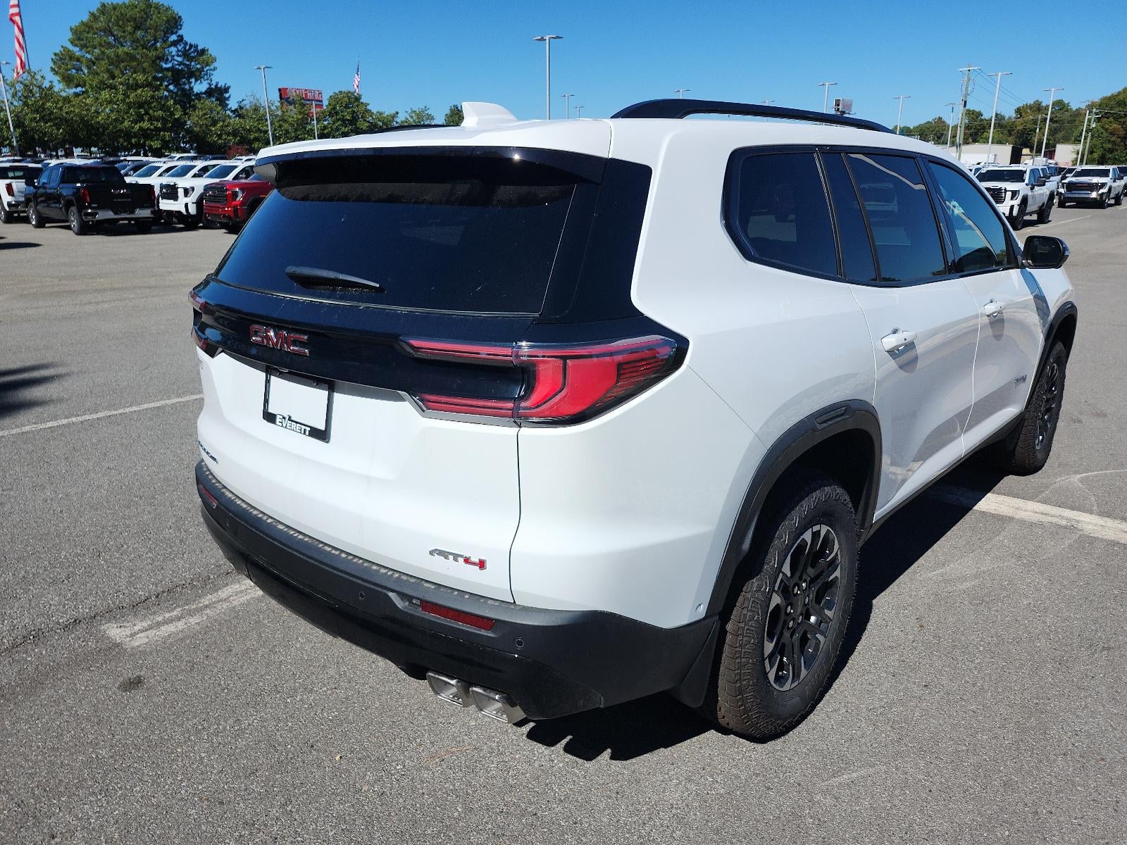 2027 GMC Acadia AWD AT4