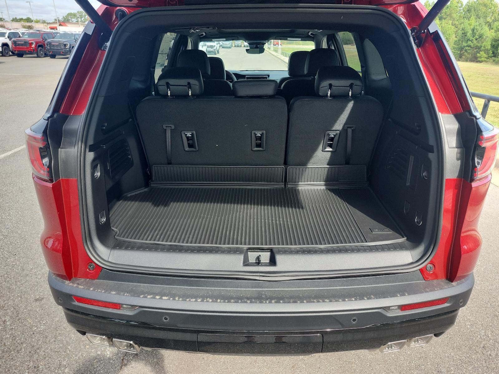 2027 GMC Acadia AWD AT4