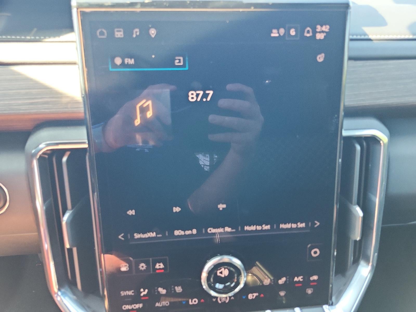 2027 GMC Acadia AWD Denali
