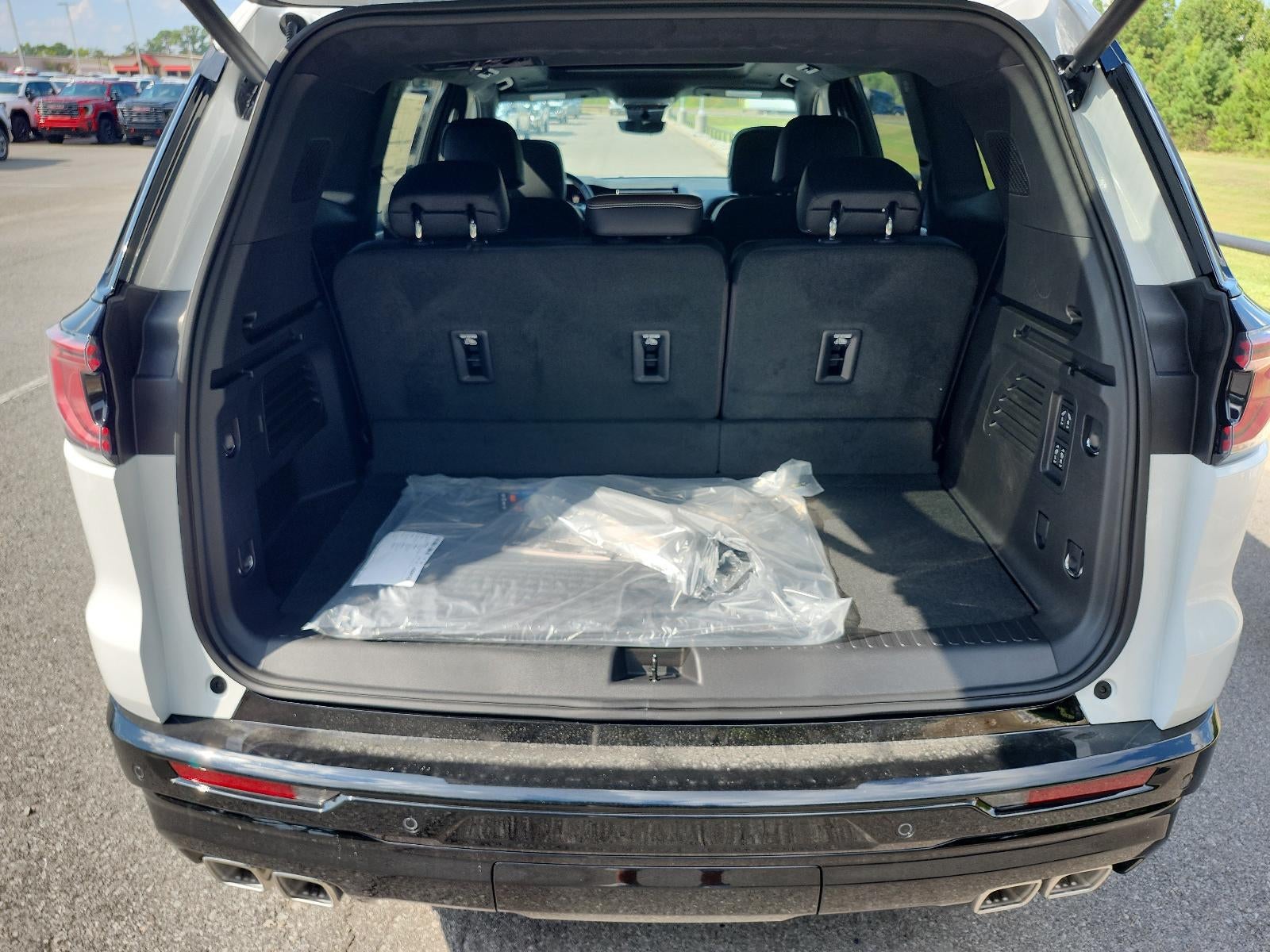 2027 GMC Acadia AWD Denali Ultimate