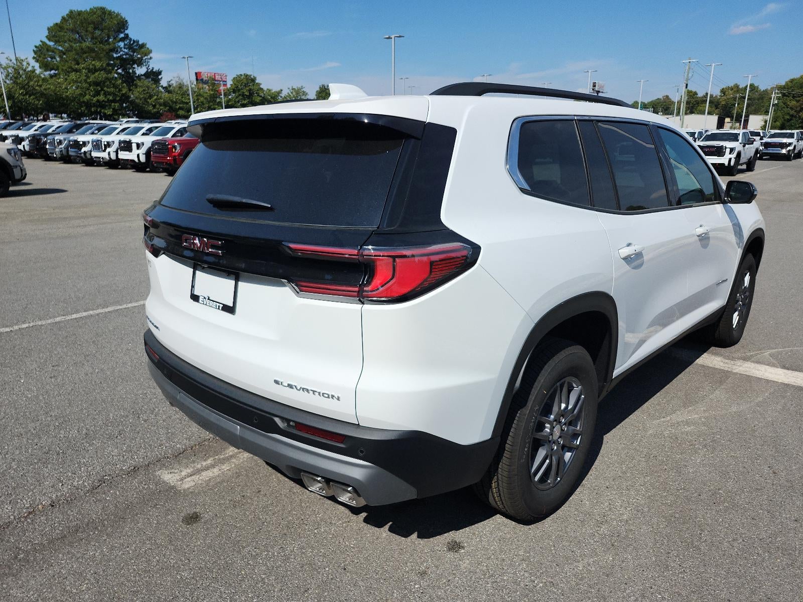 2027 GMC Acadia FWD Elevation
