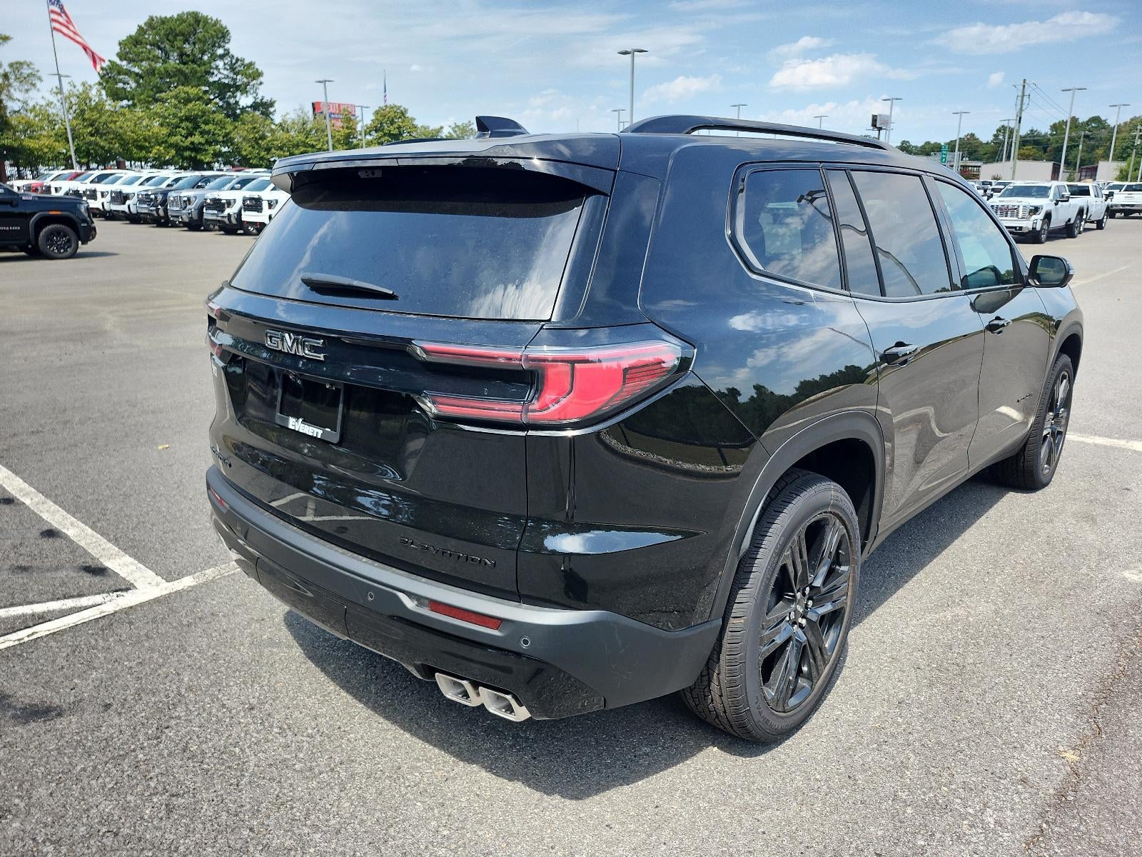 2027 GMC Acadia FWD Elevation