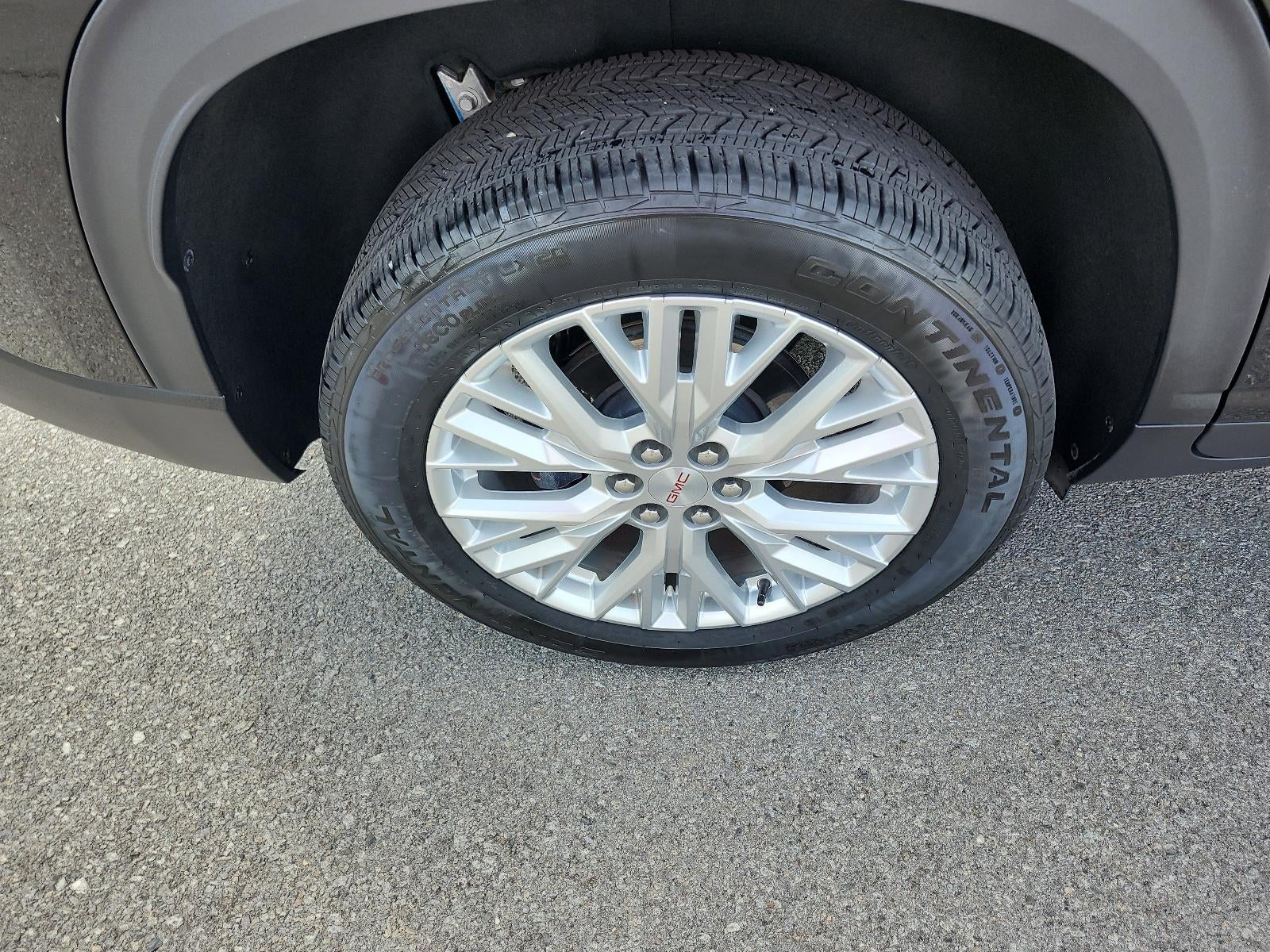 2024 GMC Acadia FWD Elevation