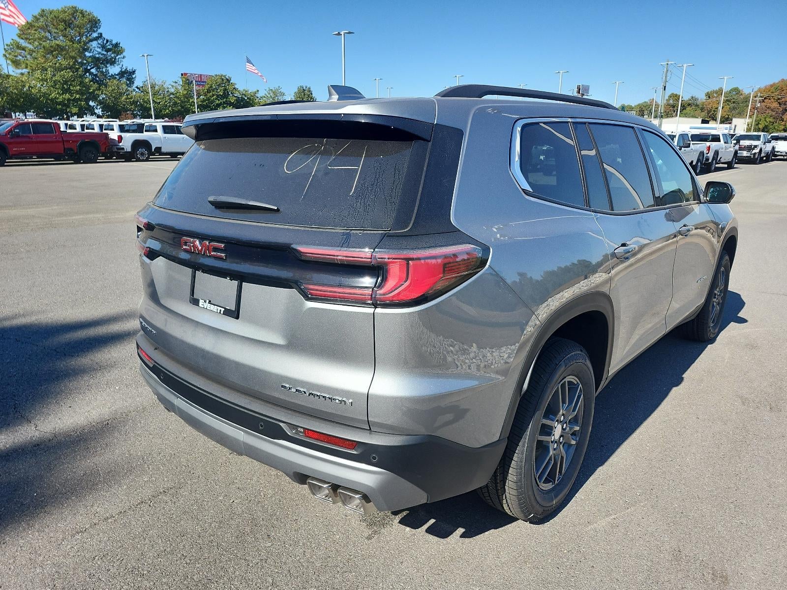 2027 GMC Acadia FWD Elevation w/4SC