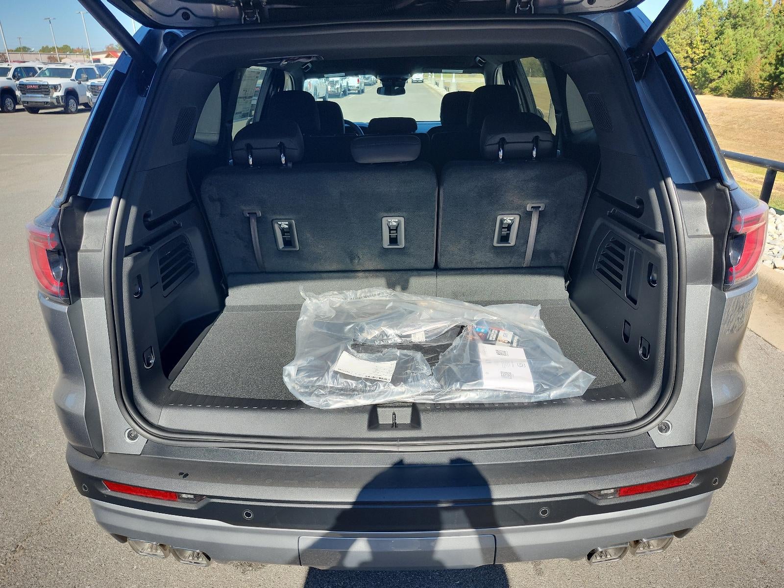 2027 GMC Acadia FWD Elevation w/4SC
