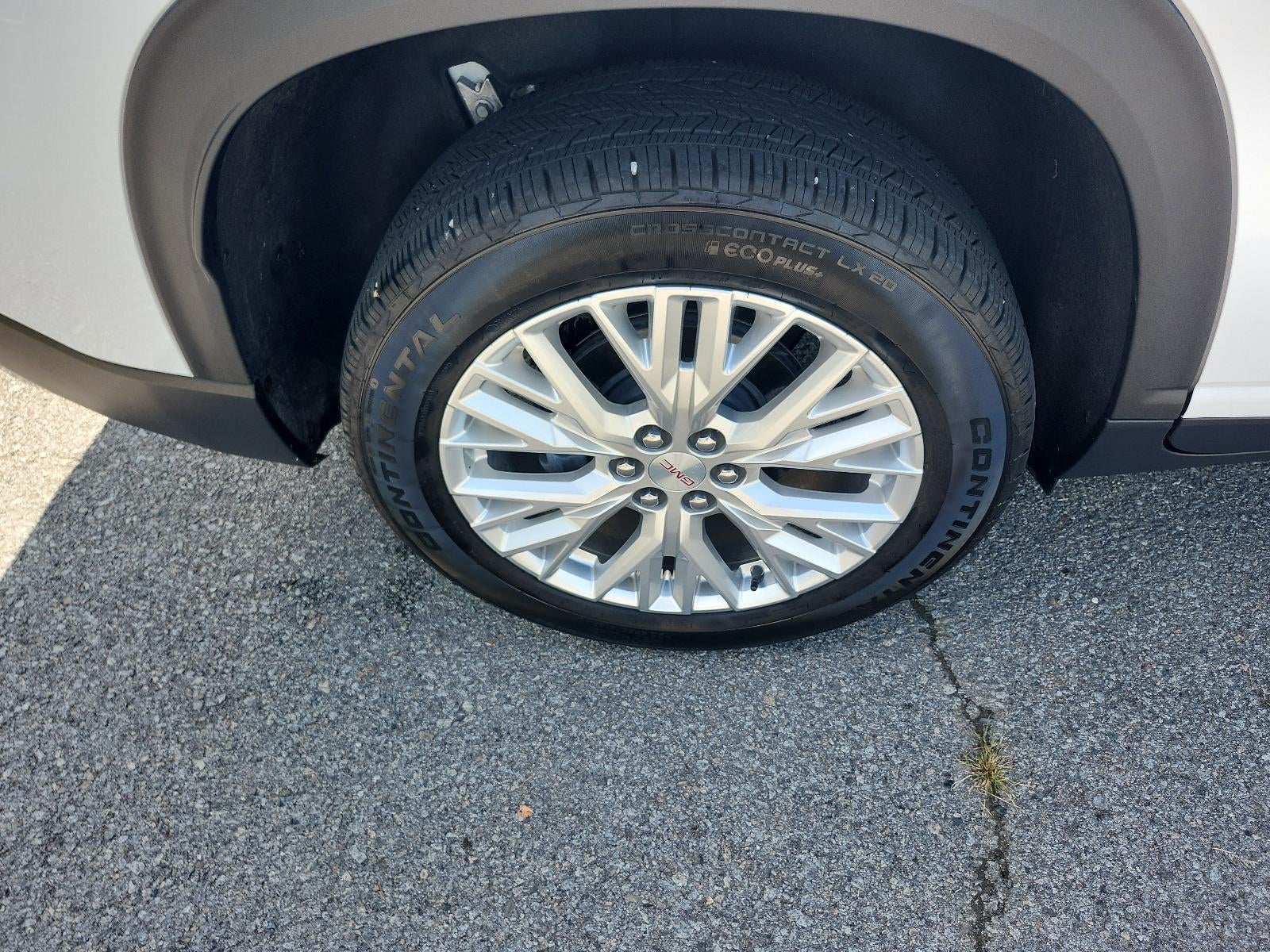 2024 GMC Acadia FWD Elevation