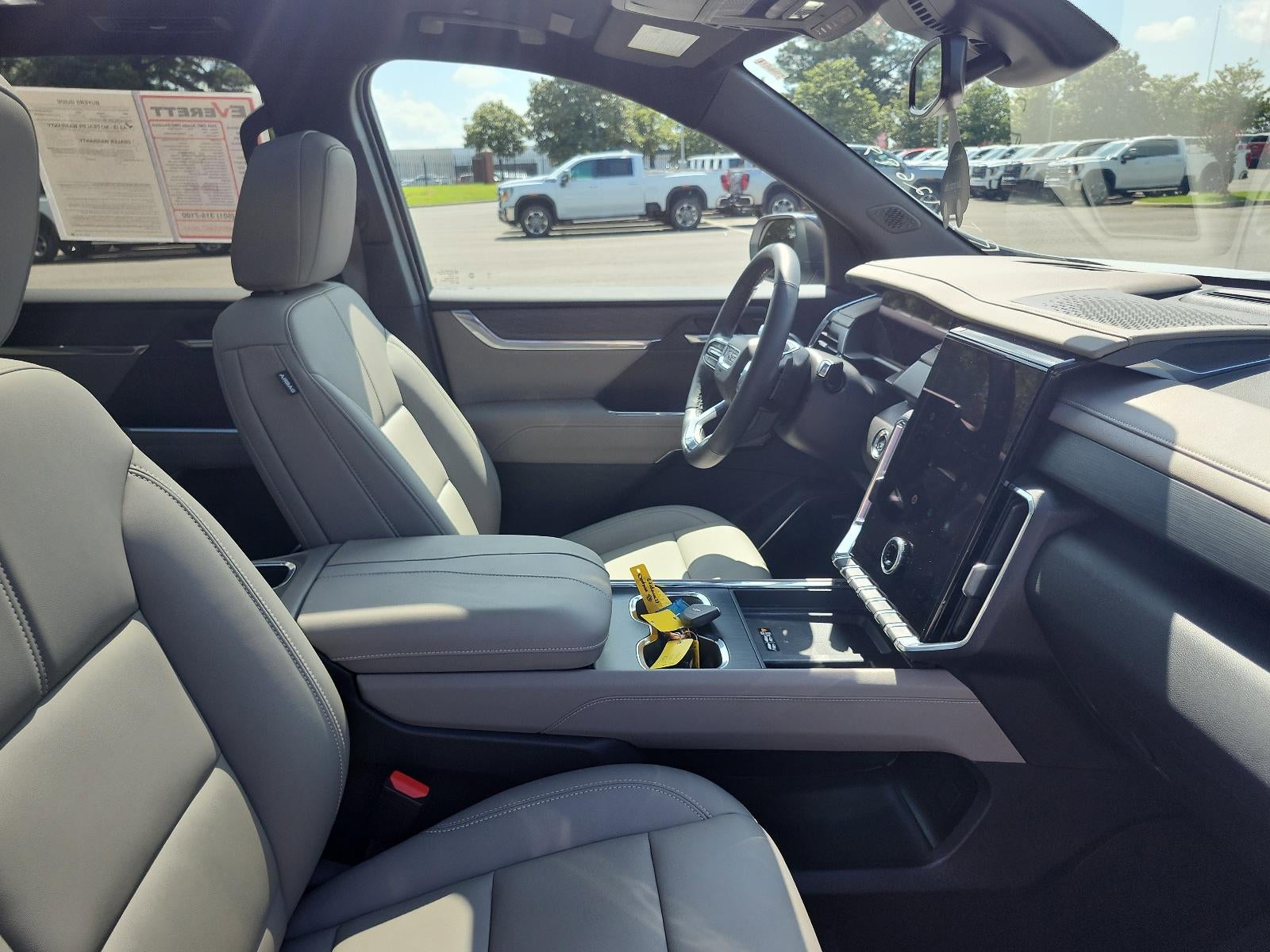 2024 GMC Acadia FWD Elevation