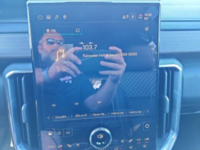 2026 GMC Acadia FWD Denali