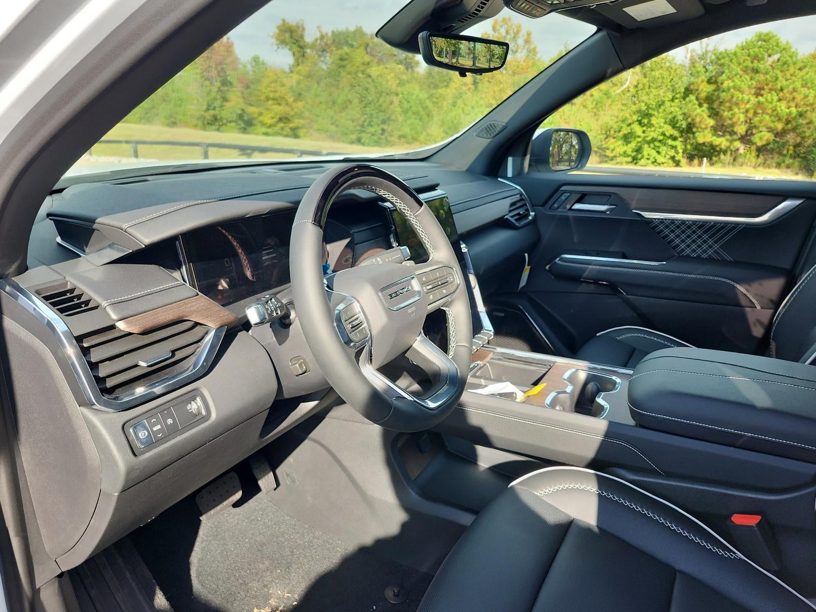 2026 GMC Acadia FWD Denali