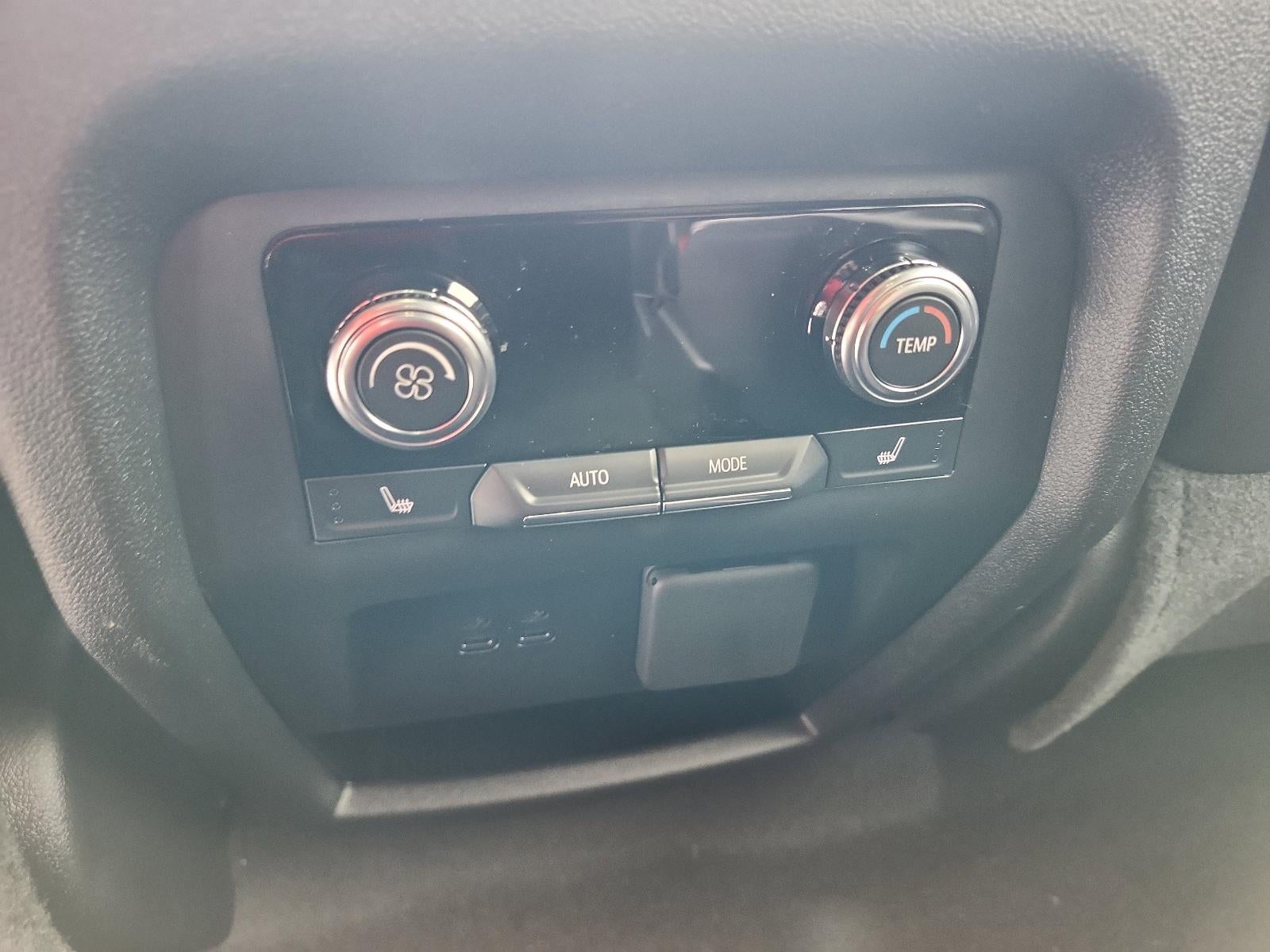 2026 GMC Acadia FWD Denali