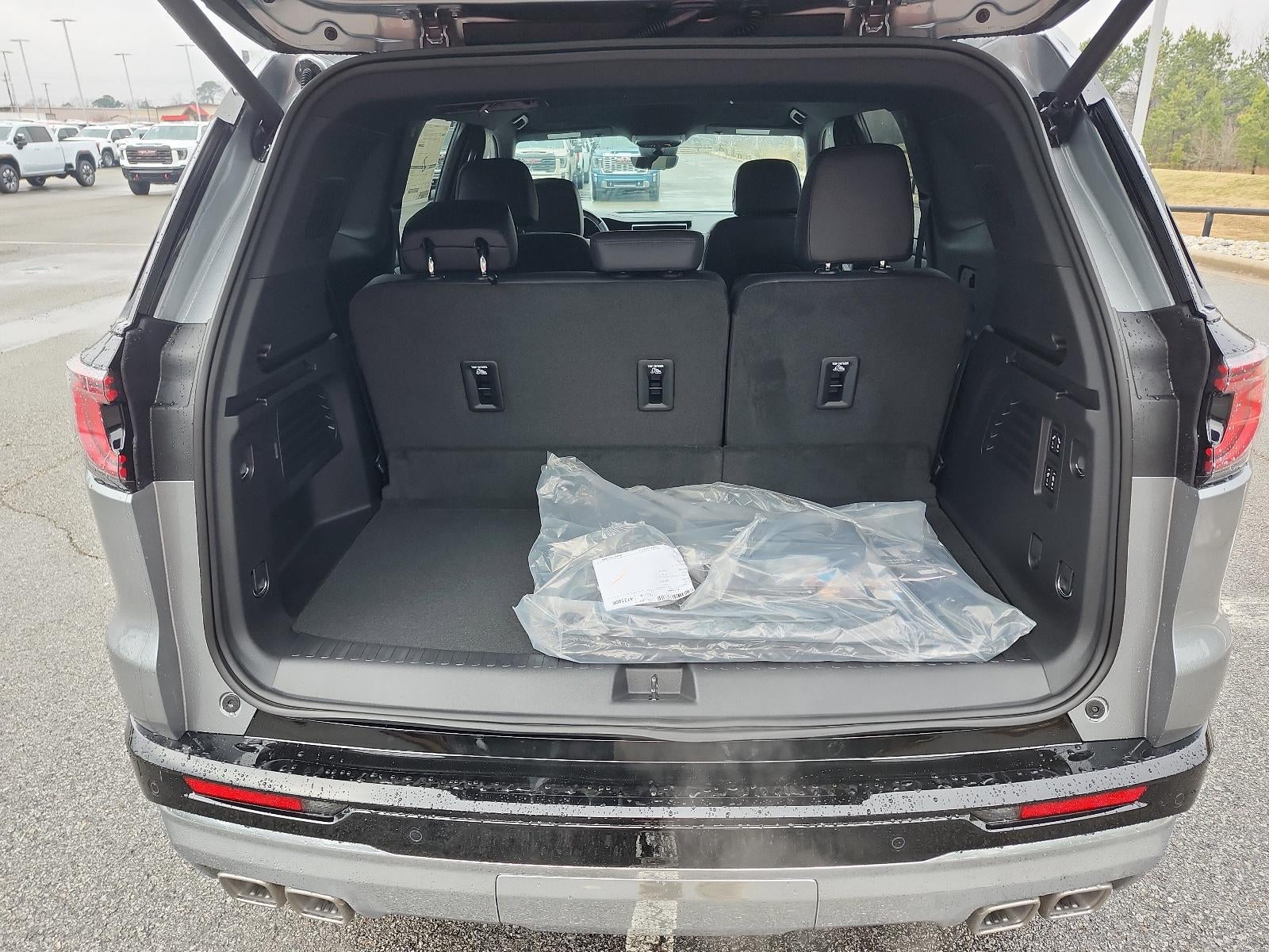 2026 GMC Acadia FWD Denali