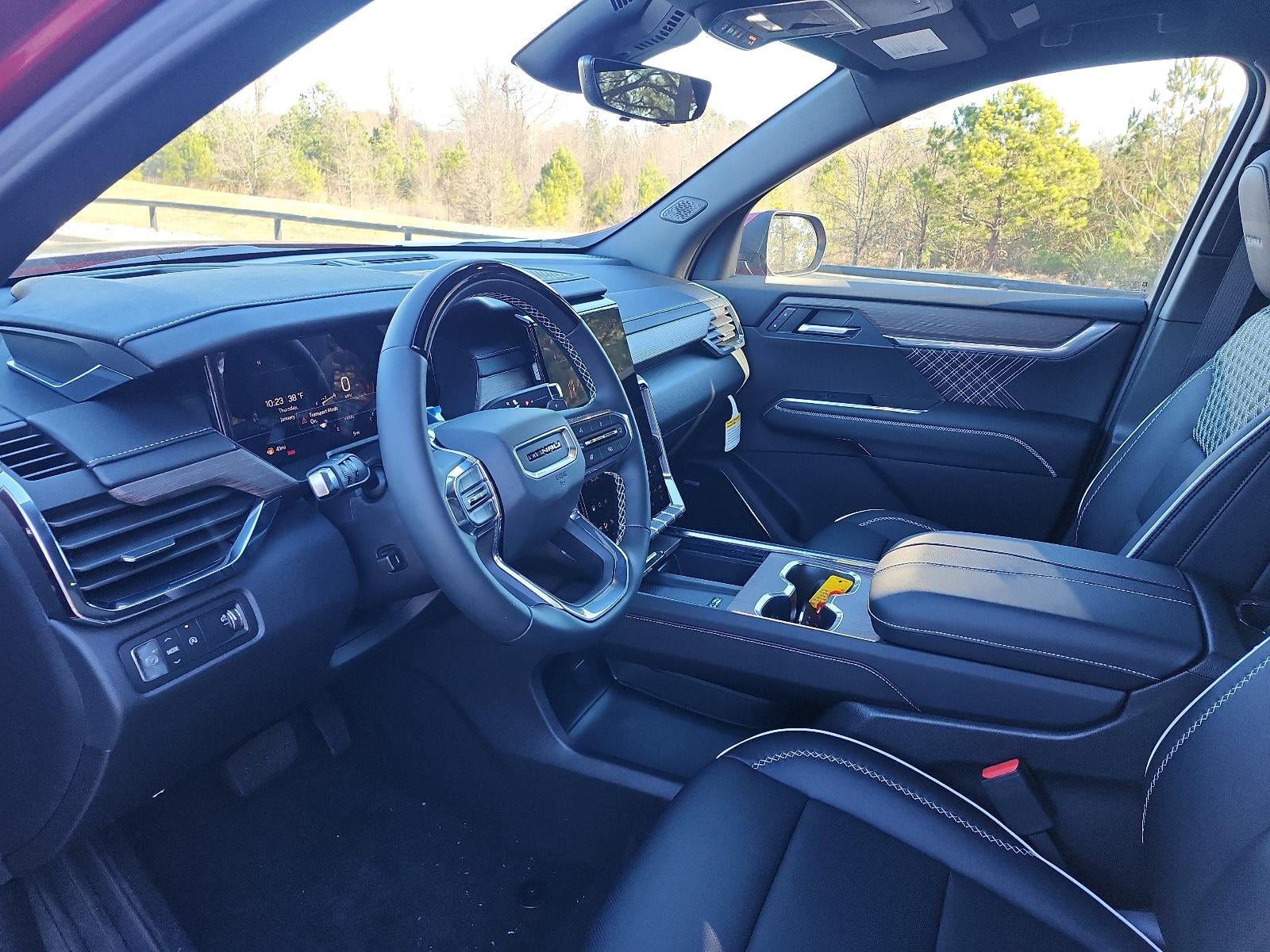 2026 GMC Acadia FWD Denali