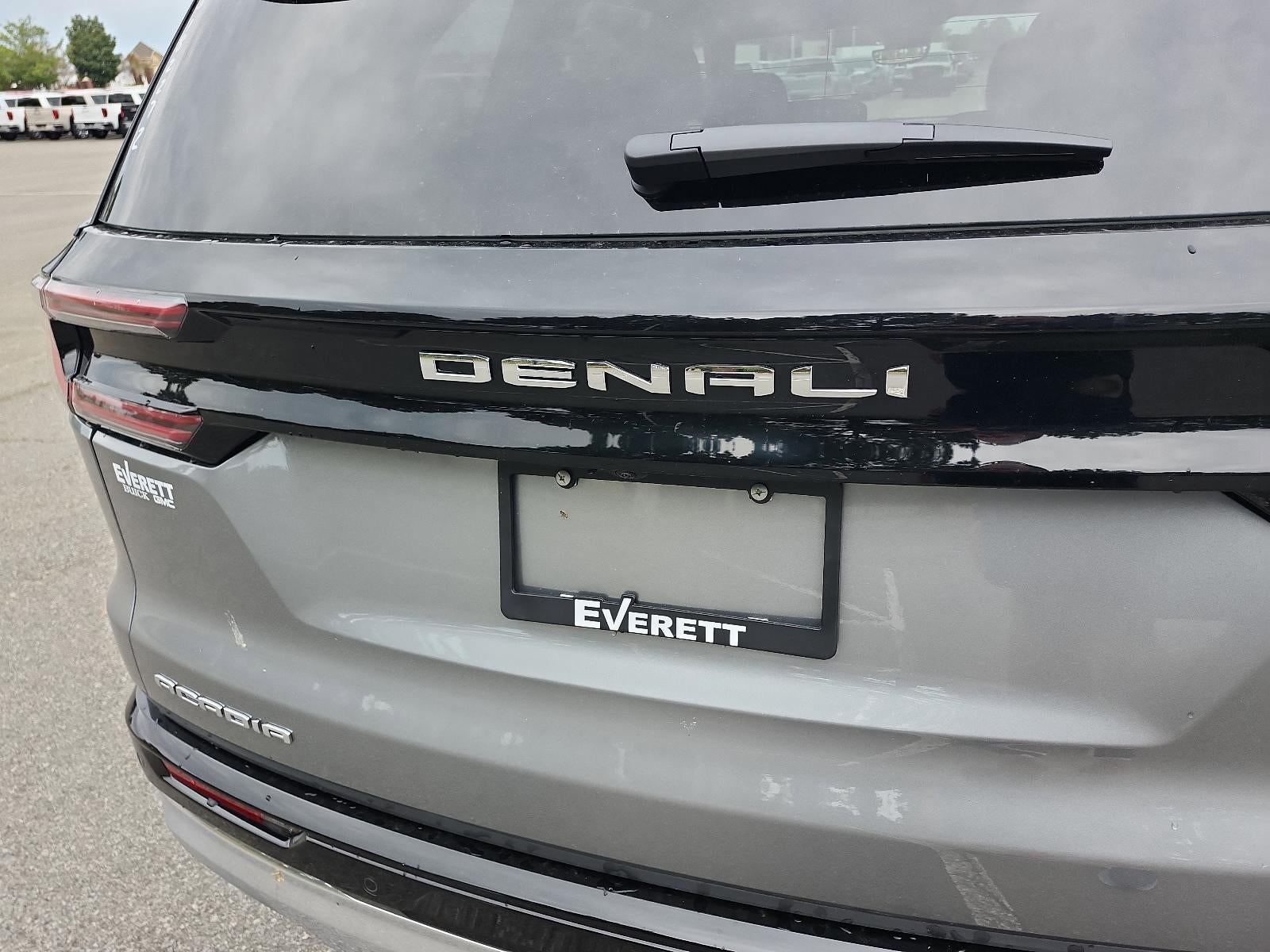 2026 GMC Acadia FWD Denali