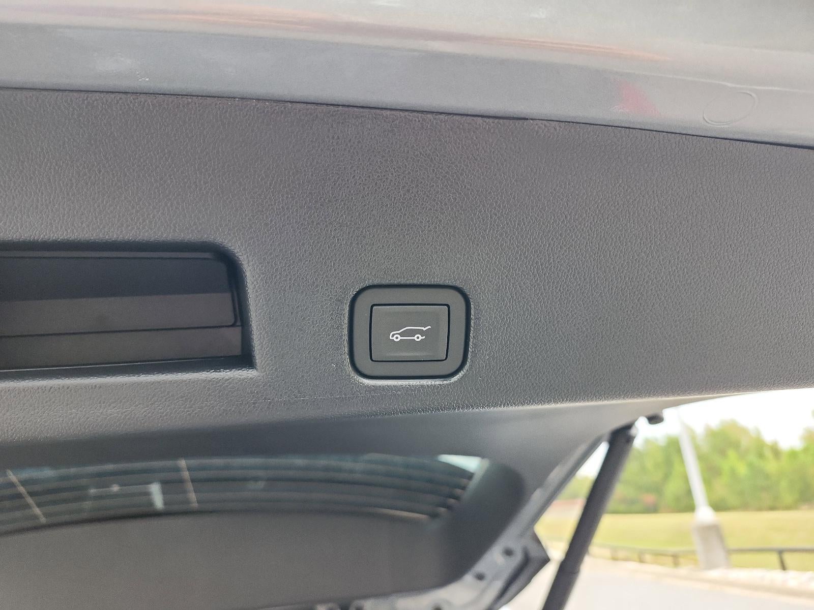 2026 GMC Acadia FWD Denali