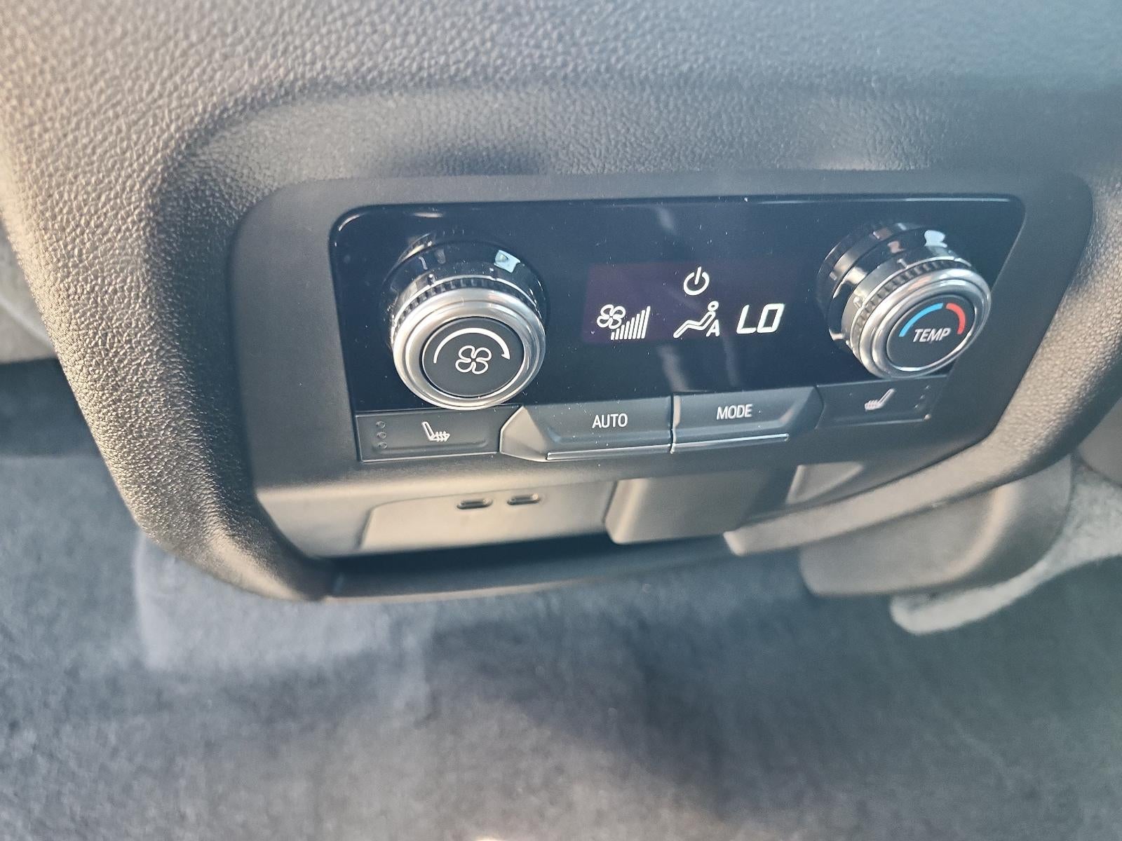 2024 GMC Acadia FWD Denali