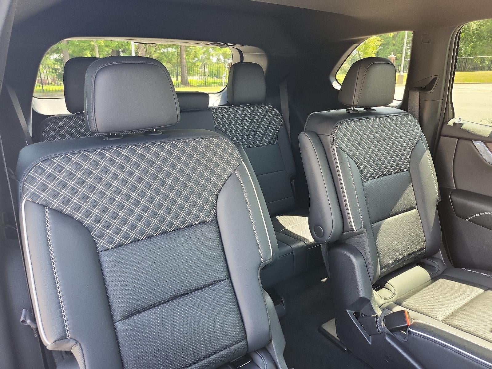 2024 GMC Acadia FWD Denali