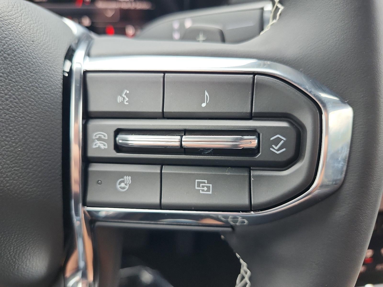 2026 GMC Acadia FWD Denali