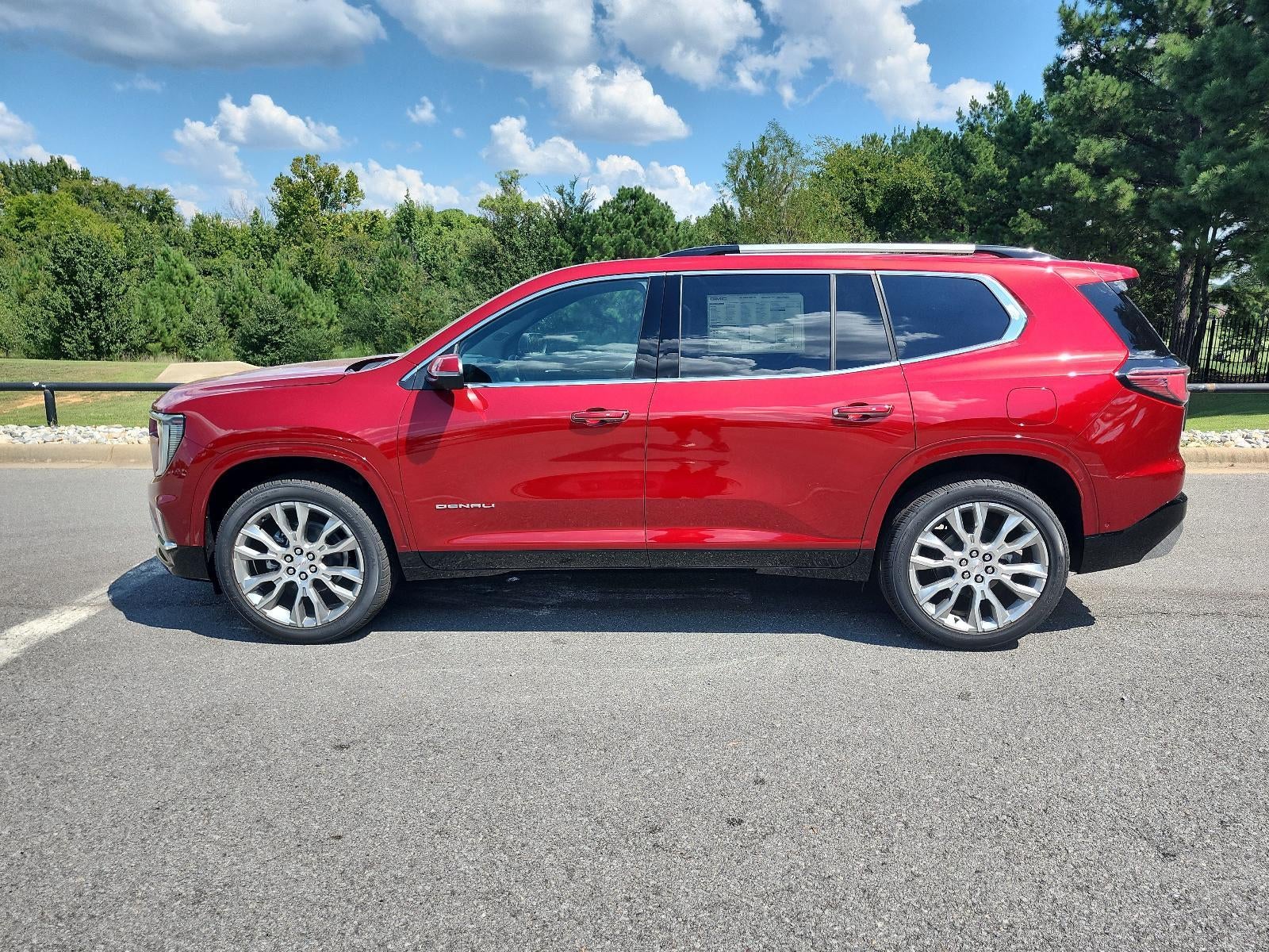 2027 GMC Acadia FWD Denali