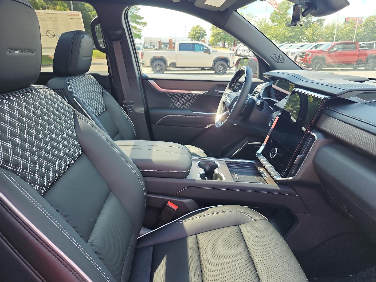 2027 GMC Acadia FWD Denali