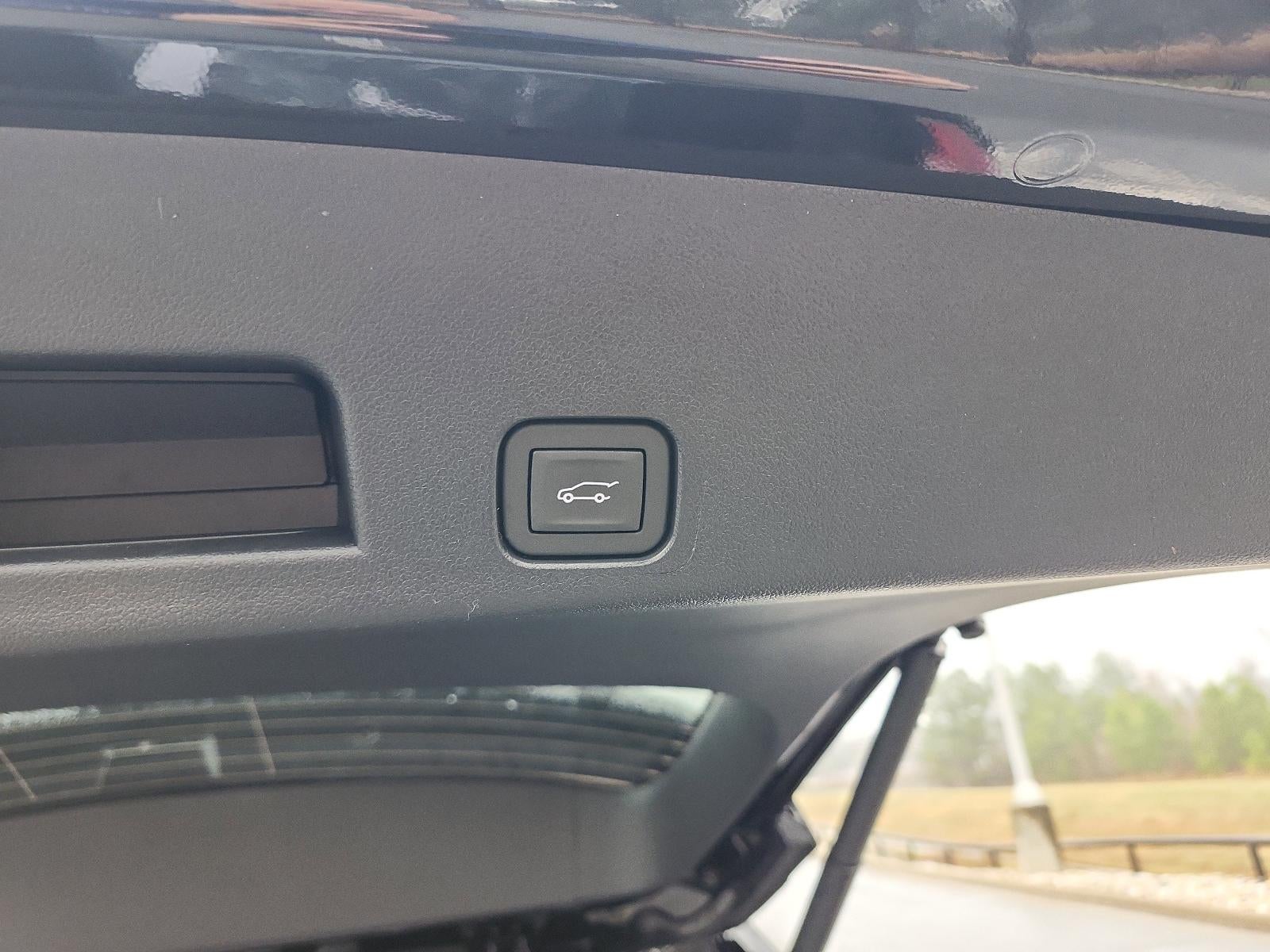 2026 GMC Acadia FWD Denali