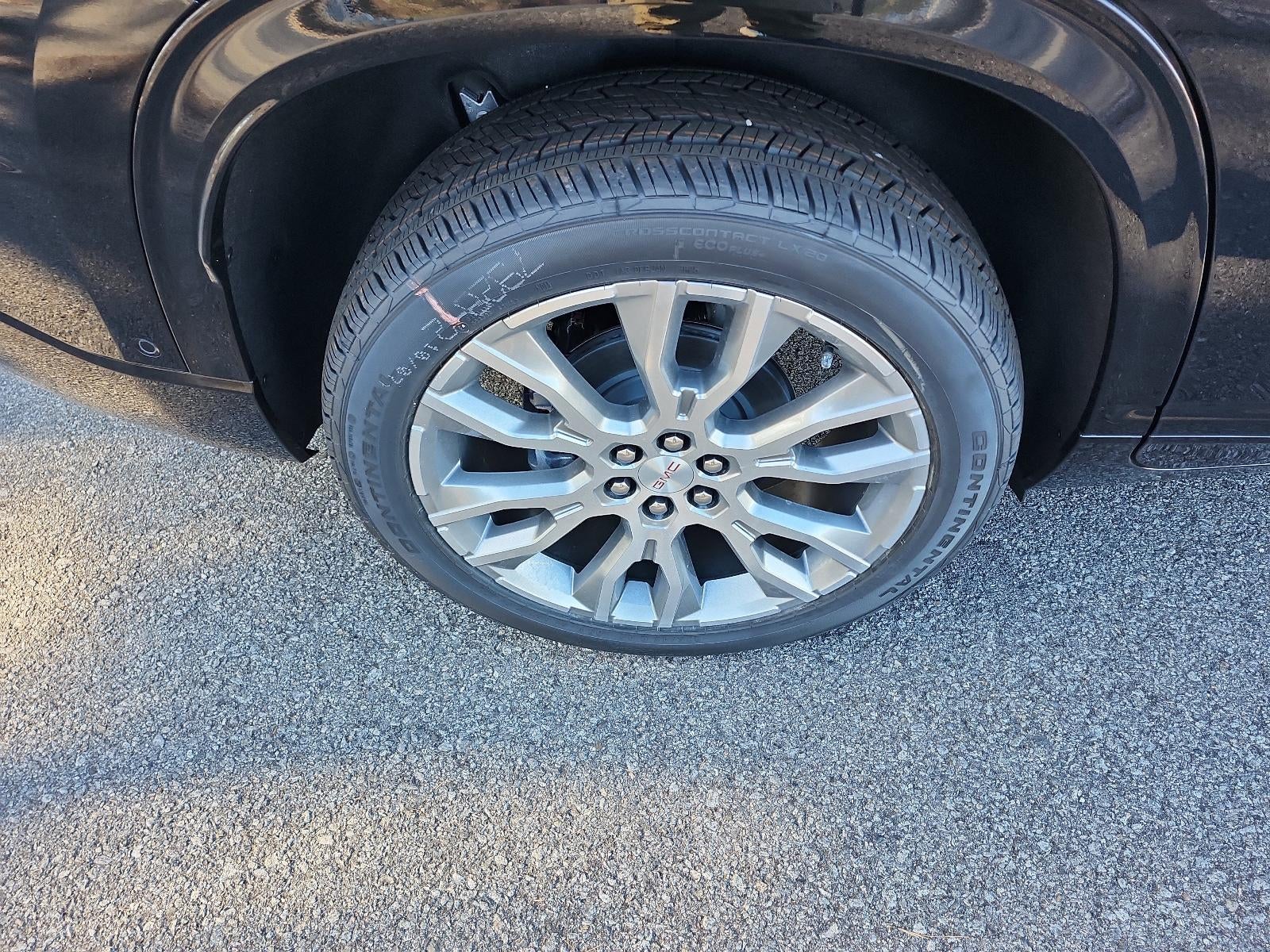 2026 GMC Acadia FWD Denali