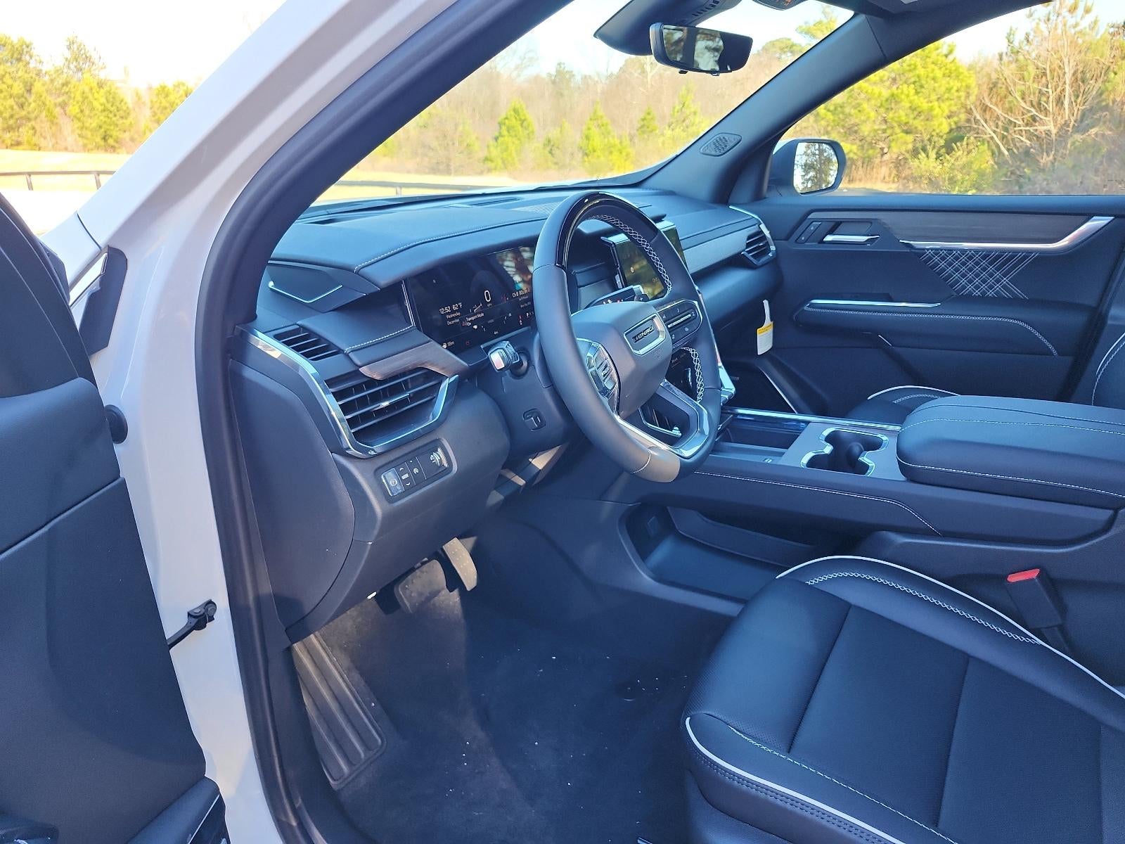 2026 GMC Acadia FWD Denali