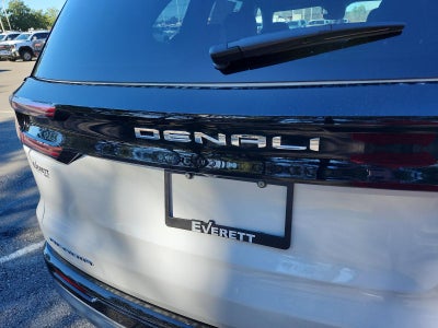 2026 GMC Acadia FWD Denali