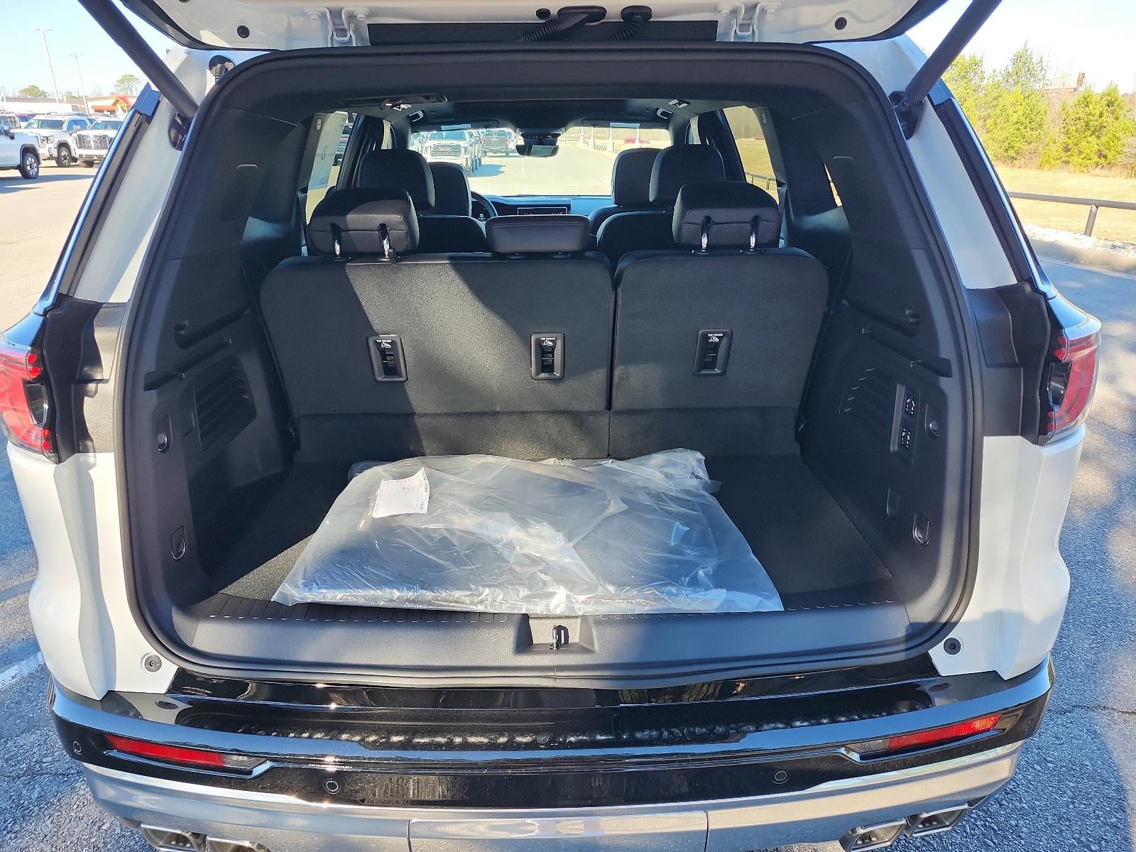 2026 GMC Acadia FWD Denali