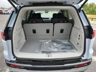 2026 GMC Acadia FWD Denali